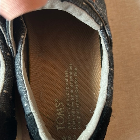 Toms Charcoal Grey and white Polka Dot Flats with pink lace. - Picture 4 of 4